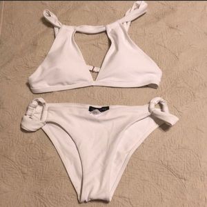 Kendall and Kylie Bikini